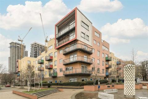 2 bedroom flat for sale, Greenroof Way, London SE10