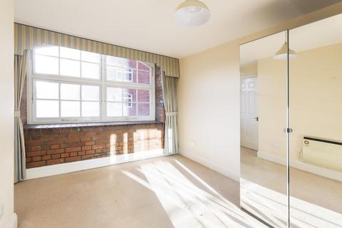 1 bedroom flat to rent, Buchanans Wharf North, Ferry Street, BS1