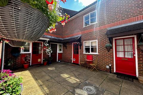 Raven Square, Alton, Hampshire, GU34