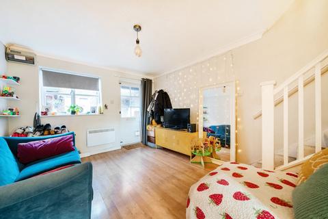 undefined, Raven Square, Alton, Hampshire, GU34