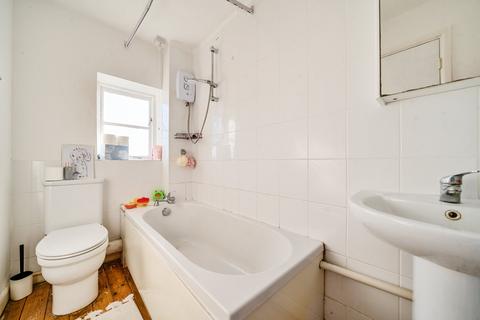 undefined, Raven Square, Alton, Hampshire, GU34