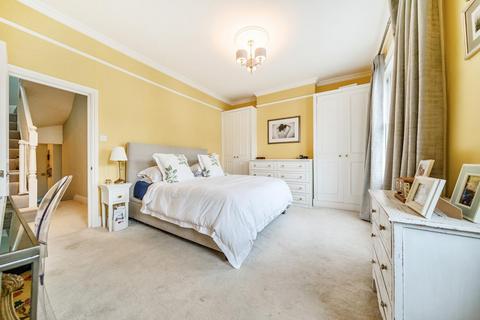 4 bedroom terraced house for sale, Trewint Street, Earlsfield