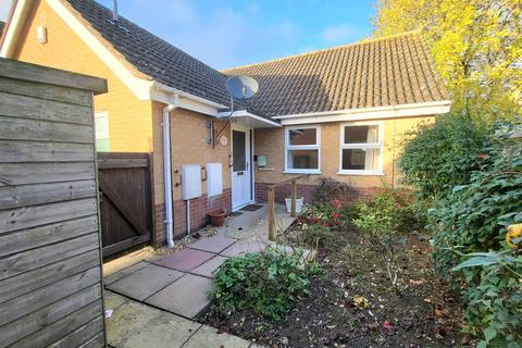 3 bedroom detached bungalow for sale, Wymondham NR18