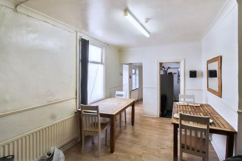 33 Albert Terrace, Middlesbrough, TS1 3PA