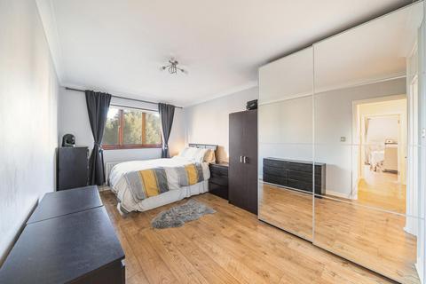 2 bedroom flat for sale, Park Road, Beckenham