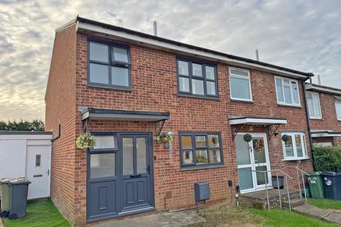 3 bedroom end of terrace house for sale, Garden Way, Newport