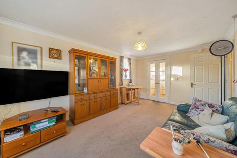 undefined, Victoria Road, Farnborough, Hampshire, GU14