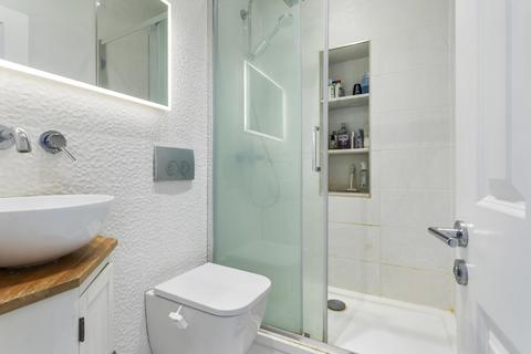 95b Albert Street, London, NW1 7LX