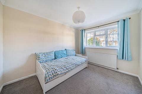 3 bedroom terraced house for sale, Church Road, West Byfleet KT14