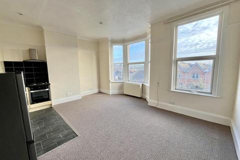 Studio for sale, Fort Road, Newhaven