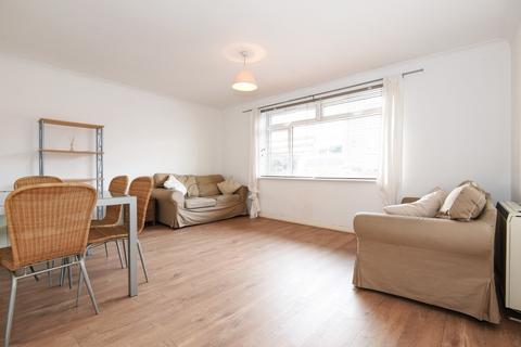 2 bedroom flat to rent, Worple Road Wimbedon SW20