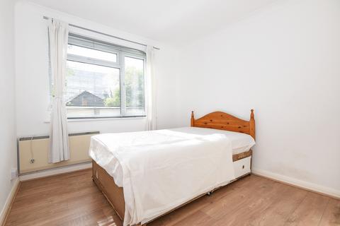 2 bedroom flat to rent, Worple Road Wimbedon SW20