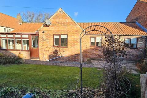 2 bedroom detached bungalow for sale, Kingfishers Way, Church View, Bottesford