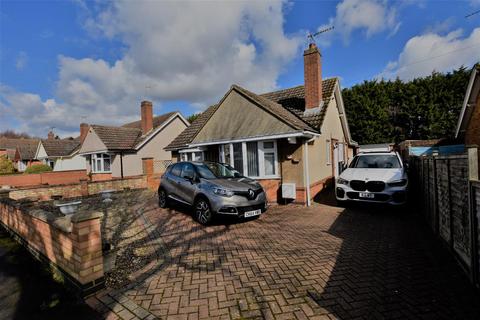 2 bedroom detached bungalow to rent, Windermere Road, Kettering