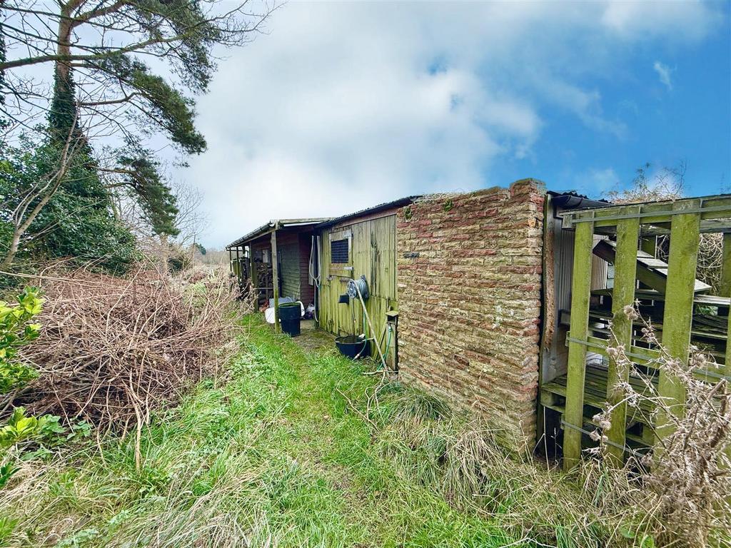 Garden buildings