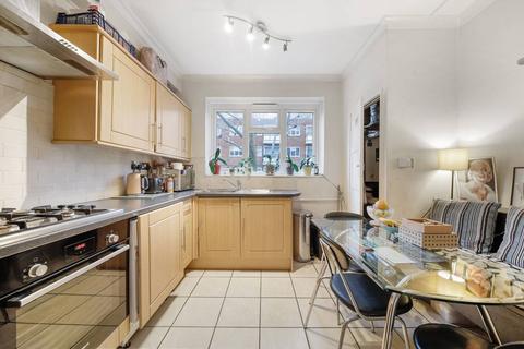 2 bedroom flat to rent, Basil House, Nine Elms, London, SW8