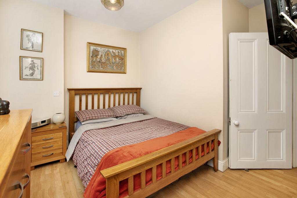 Bedroom   2   Prior to Redecoration