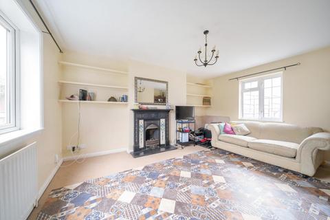 3 bedroom semi-detached house for sale, Oakgrove Road, Penge