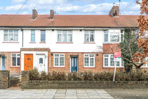 32 Fieldview, London, SW18 3HG