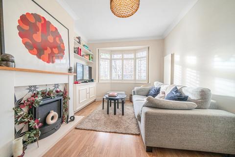 3 bedroom flat for sale, Fieldview, Earlsfield