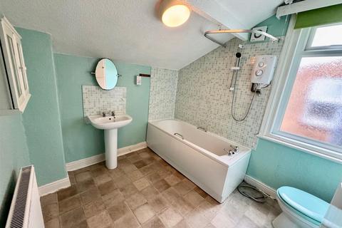 2 bedroom terraced house for sale, Elmville Avenue, Scarborough