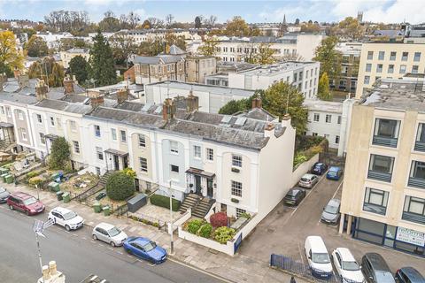 undefined, Bath Road, Gloucestershire GL53
