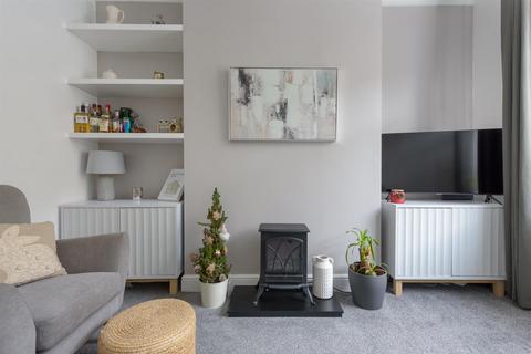 31 Longfield Road, Sheffield, S10 1QW