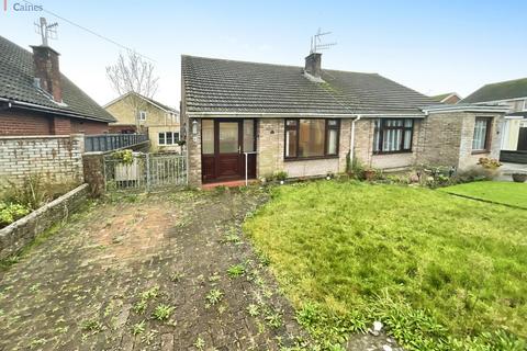 2 bedroom semi-detached bungalow for sale, Mountain View, North Cornelly, Bridgend County. CF33 4EE