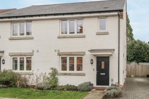 3 bedroom semi-detached house for sale, Goswell Square, Alton, Hampshire, GU34