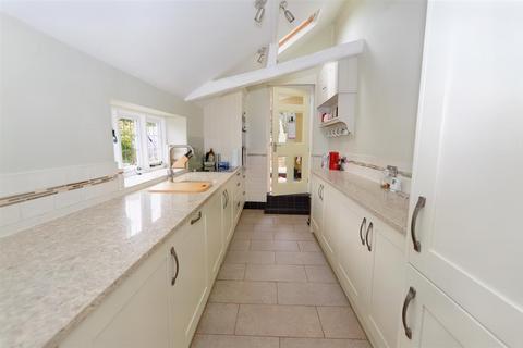 3 bedroom cottage for sale, 4 The Loke, East Beckham, Norwich