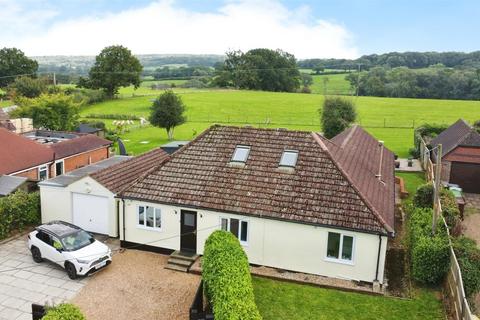 3 bedroom detached house for sale, Beckley Road, Northiam