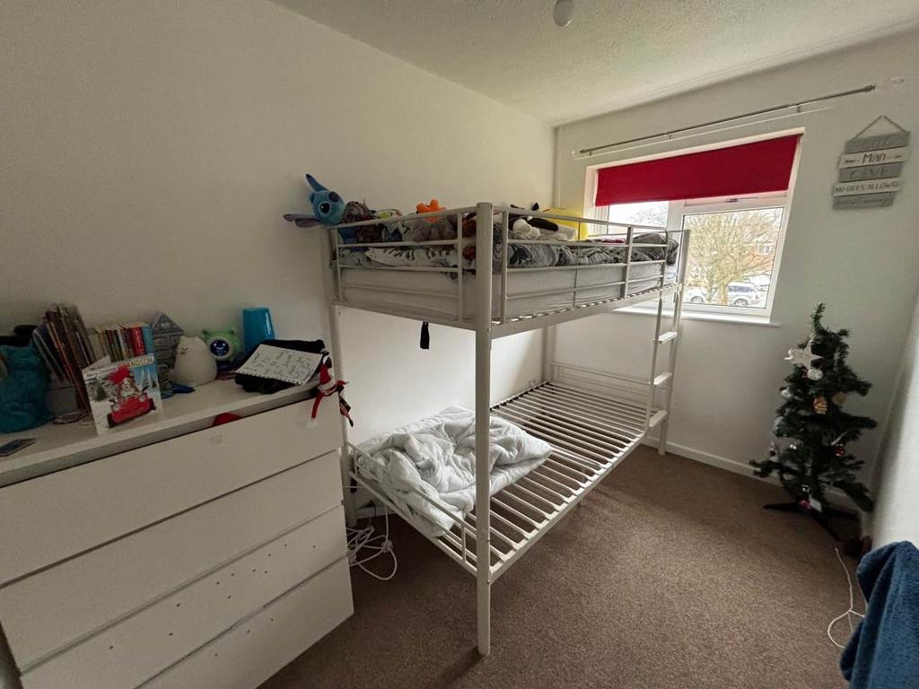 Hogarth walk 7 bed 2