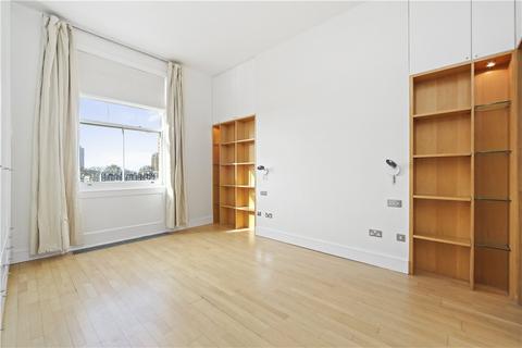 4 bedroom apartment to rent, Palace Gate, Kensington W8