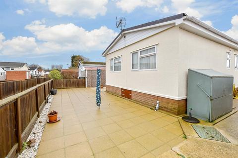 2 bedroom park home for sale, Willow Tree Farm, Hythe, Kent