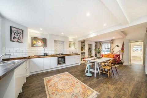 3 bedroom end of terrace house for sale, Speldhurst Road, London E9