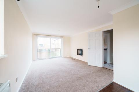 3 bedroom flat to rent, Farley Court, Homer Close Gosport, PO13 9TL