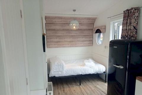1 bedroom lodge for sale, Willerby Hive (22x12) Maesmawr Farm Resort, Newtown SY17