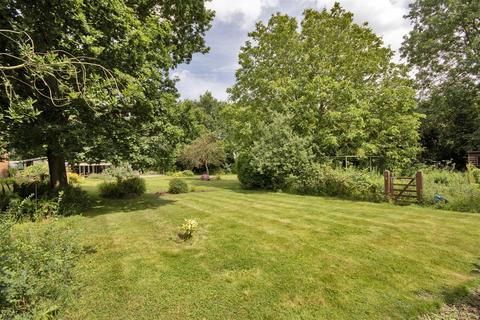 Quince Cottage Common Road, Hadlow, Tonbridge, TN11 0JD
