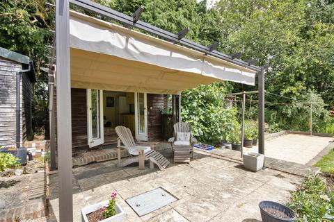 Quince Cottage Common Road, Hadlow, Tonbridge, TN11 0JD