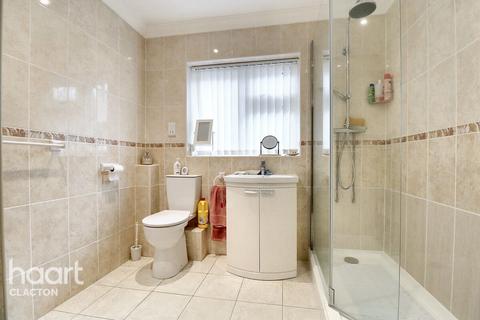 10 Abbigail Gardens, Clacton-on-sea, CO15 6QS
