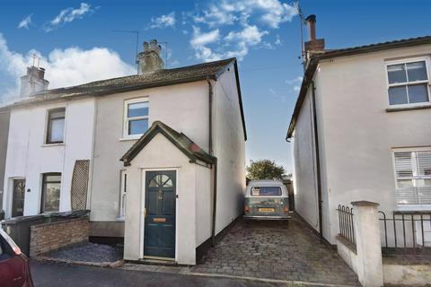 2 bedroom terraced house to rent, Littlefield Road, Alton, Hampshire, GU34