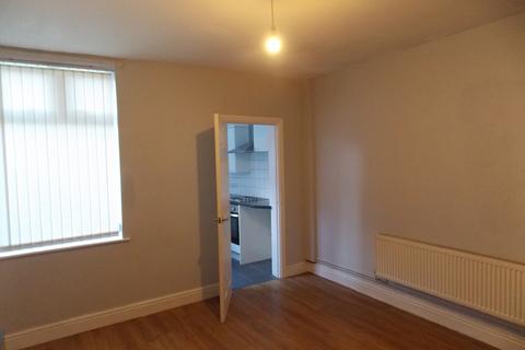 3 bedroom terraced house to rent, Alvenor Street, Ilkeston, DE7