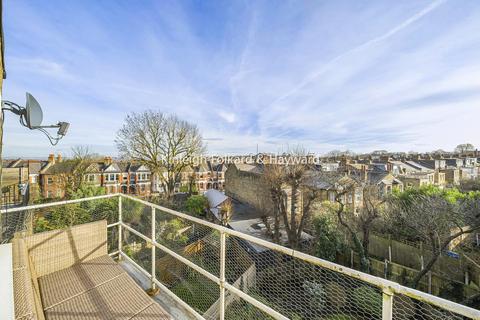 2 bedroom flat for sale, Alexandra Park Road, Muswell Hill