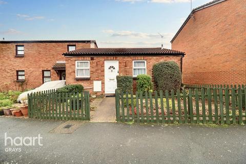 2 bedroom bungalow for sale, Thamley, Purfleet