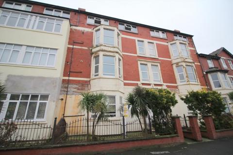 8 bedroom flat for sale, Station Road, Blackpool FY4