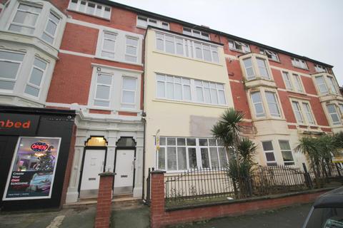 8 bedroom flat for sale, Station Road, Blackpool FY4