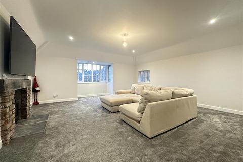 5 bedroom duplex for sale, Holbeck Road, Scarborough