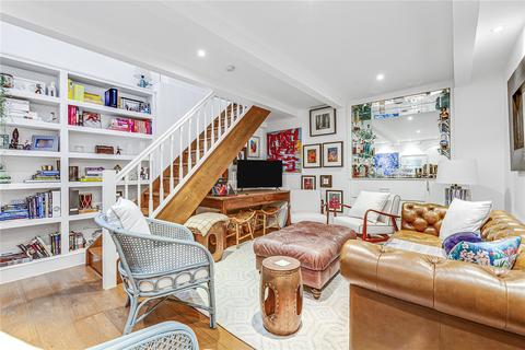 3 bedroom end of terrace house for sale, Cabul Road, London, SW11