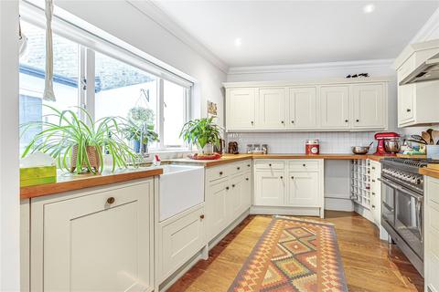 3 bedroom end of terrace house for sale, Cabul Road, London, SW11