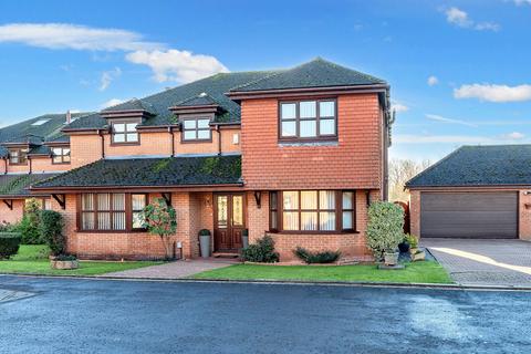 4 bedroom detached house for sale, Field Gardens, Steventon, OX13